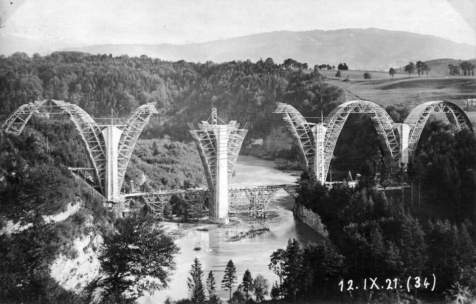 Punt persa per il Pont de Pérolles a Fribourg 1921