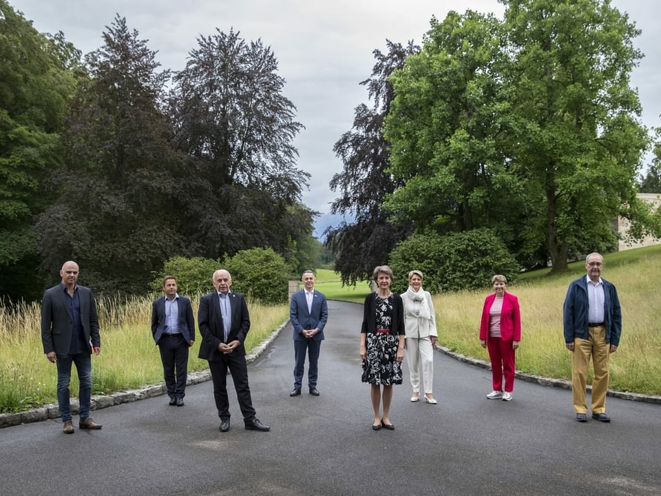 Avant las vacanzas da stad va il Cussegl federal adina sin viadi. La presidenta da la confederaziun decida mintgamai nua via. Quest onn èn els ids en il chantun Berna nua che Simonetta Sommaruga è dachasa.