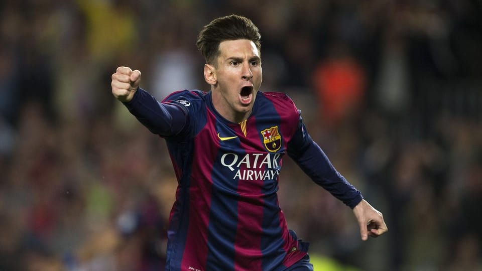 Lionel Messi giubilescha.