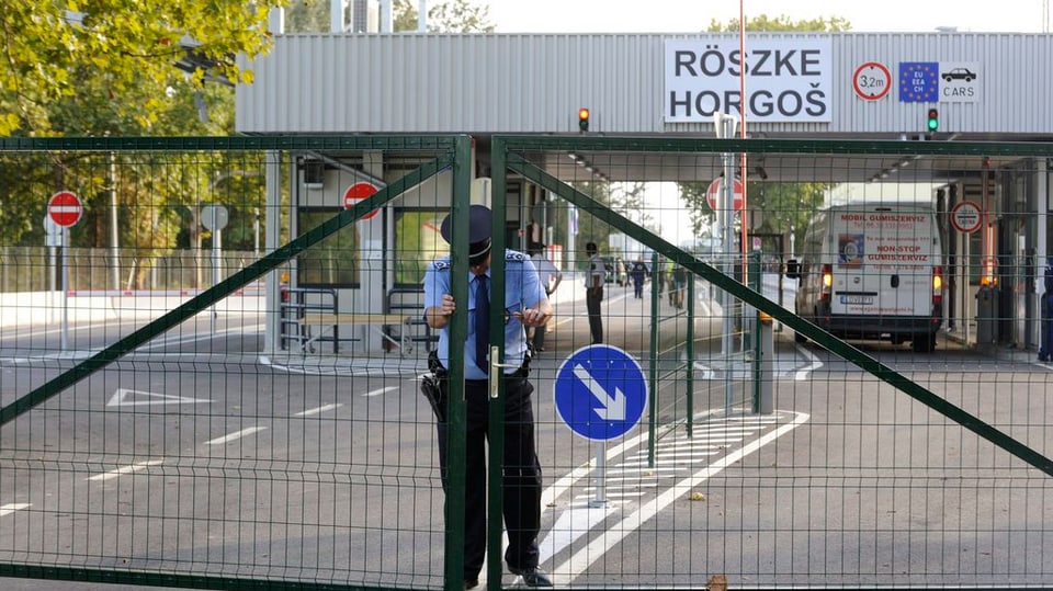 In policist serra ina saiv.