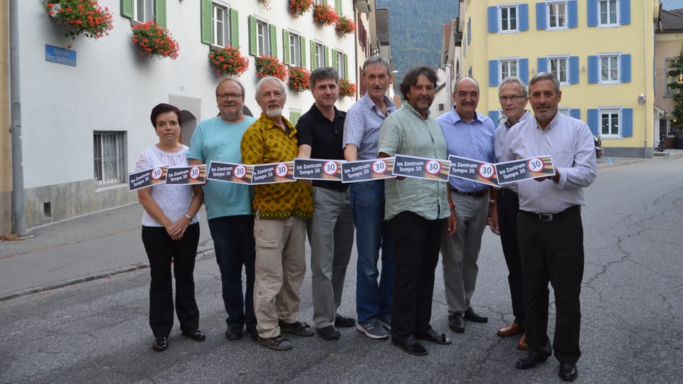 Il comité da l'iniziativa per tempo 30 a Domat.