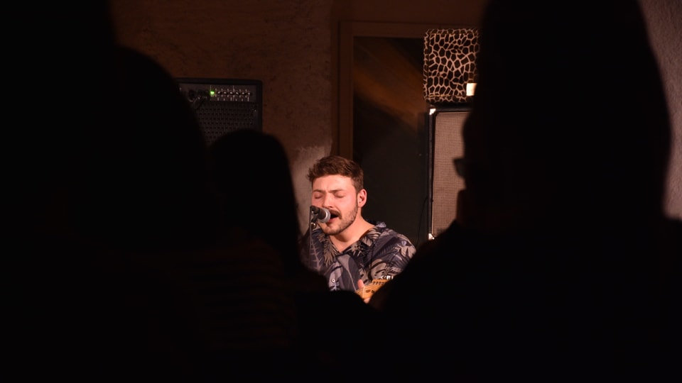 Dario Hess durant il concert