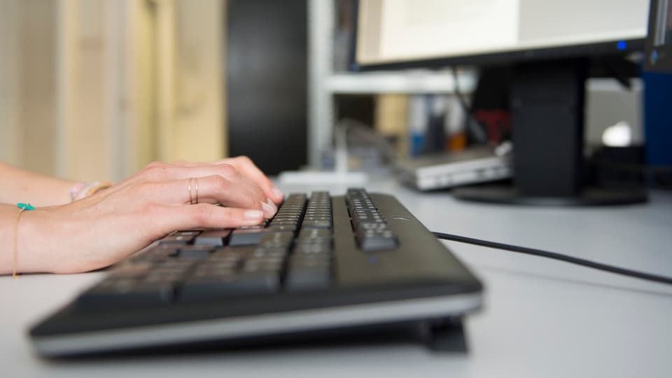 Cun la pagina d'internet «beschwerdeleicht.ch» èsi pussibel da spedir reclamaziuns direct a las interpresas pertutgadas.