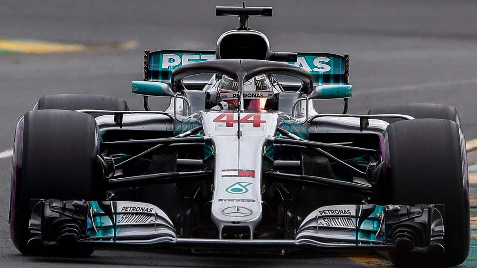 Purtret da Lewis Hamilton durant la cursa. 