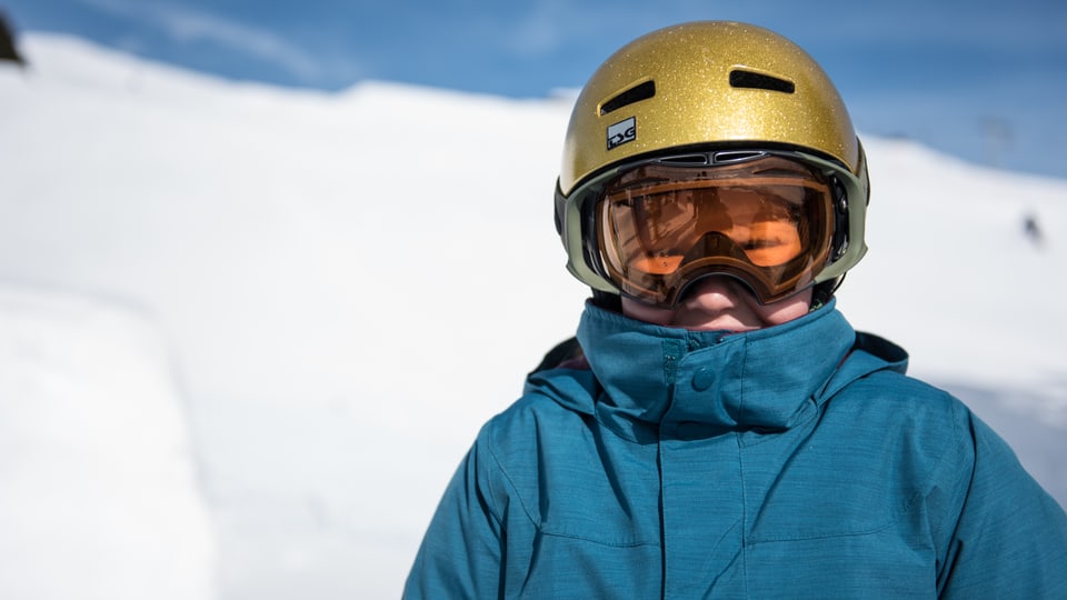 Nina Calonder da Tamins ha planisà da mussar in Japan grab cun ses skis. 