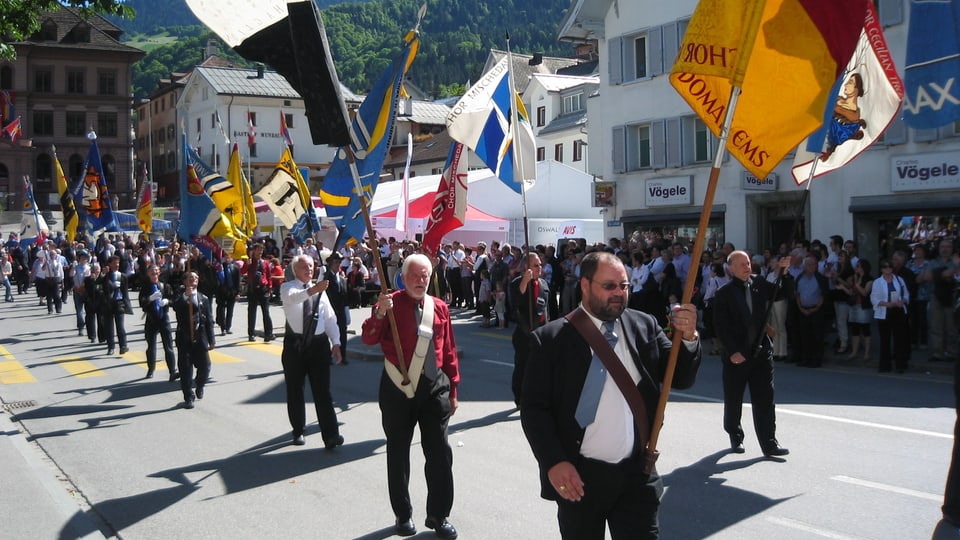 Impressiuns da la festa da chant a Glion.