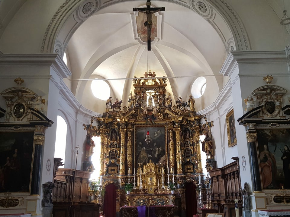 L'altar da la baselgia da Trun. 