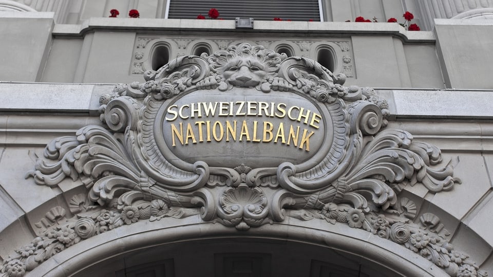 L'entrada da la banca naziunala a Berna. 