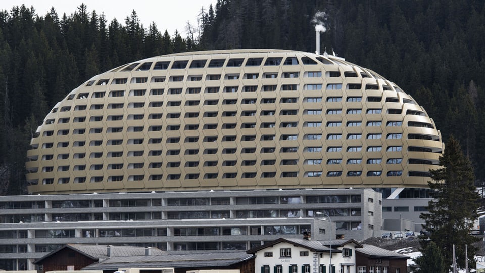 L'hotel Intercontinental a Tavau. 