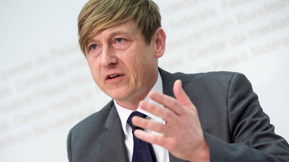 Il survegliader dals pretschs, Stefan Meierhans.