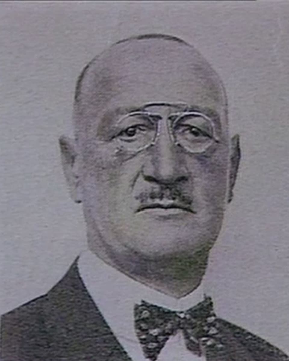 Giachen Conrad 1882-1956 (emprim president da la Lia Rumantscha 1919-45)