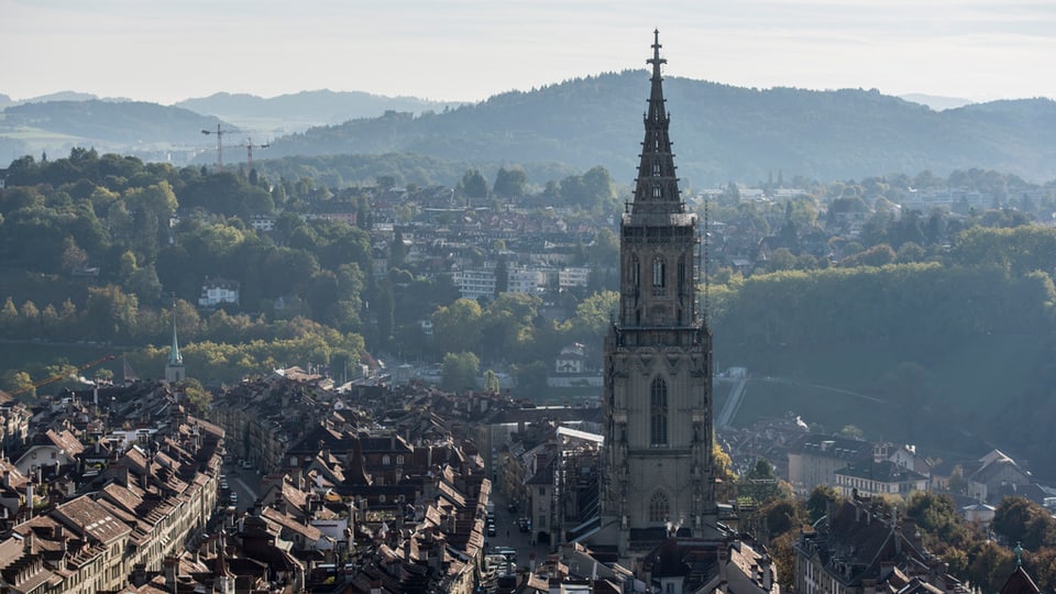 vista sin la citad veglia da Berna, dretg il Münster