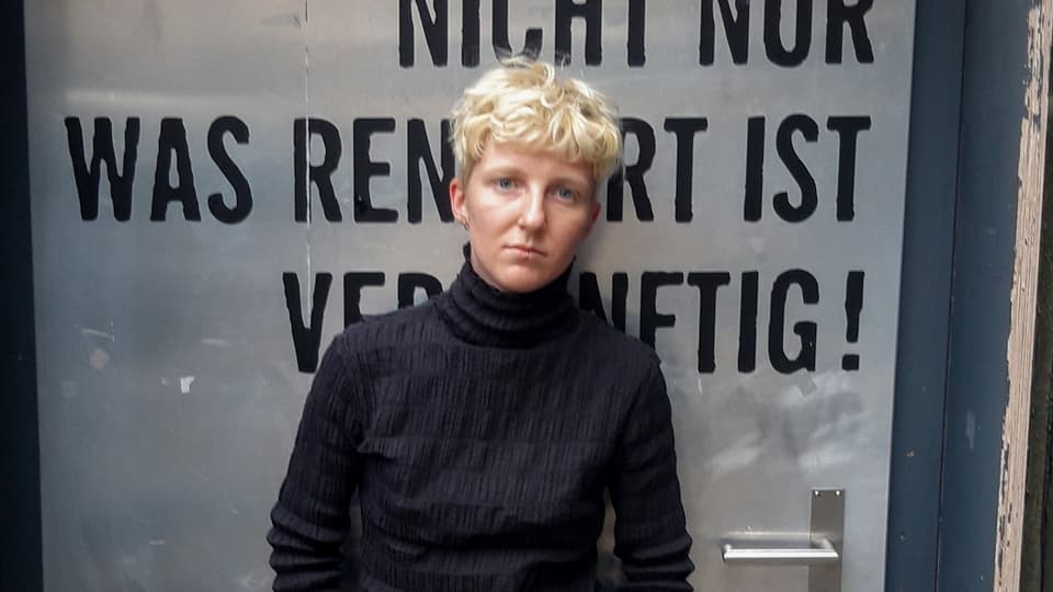 Künstler:in Asa Hendry