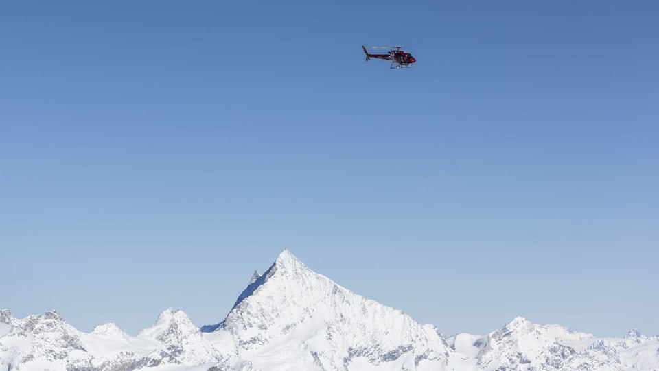 Sche la sanadad lascha valair duain pilotas e pilots pudair sgular fin tar la pensiun. Quai vul era l'Uffizi federal d'aviatica civila, il BAZL è dentant sceptic envers ina lescha be per la Svizra.