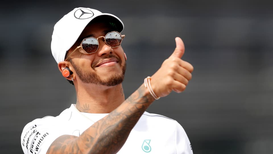 purtret dal pilot da furmla 1, Lewis Hamilton