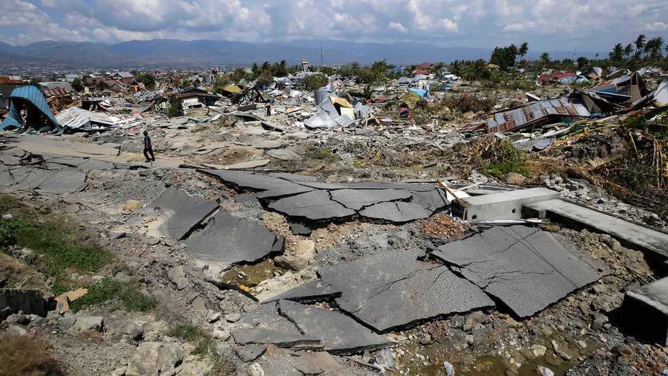 Devastaziuns suenter terratrembel dals 28 da settember. 