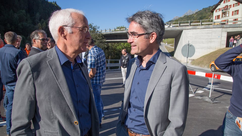 Mario Cavigielli e Sep Cathomas en discurs.