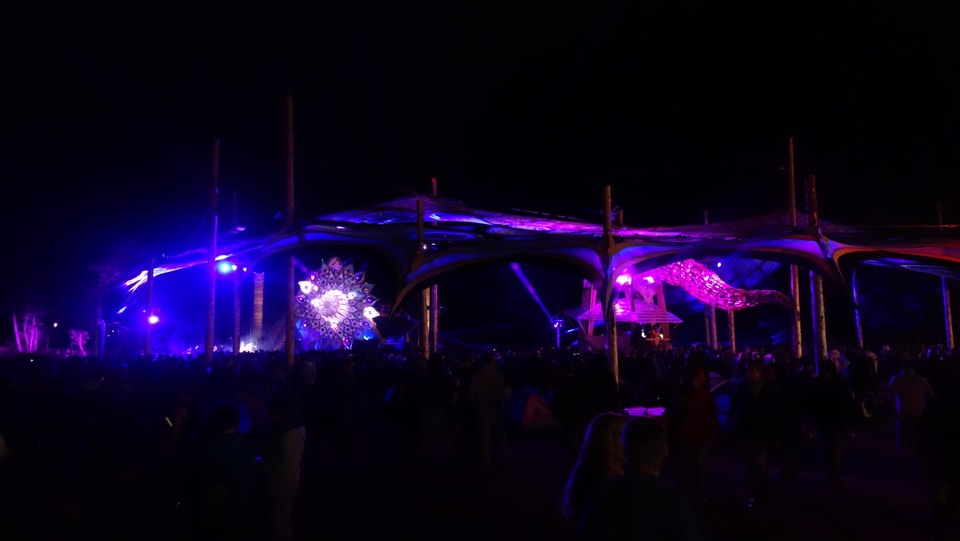 Impressiuns dal festival Summer Never Ends a Rona dals 31 da fanadur.