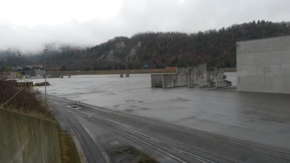 areal da la resgia gronda a Domat, la zona d'industria Vial-Tuleu