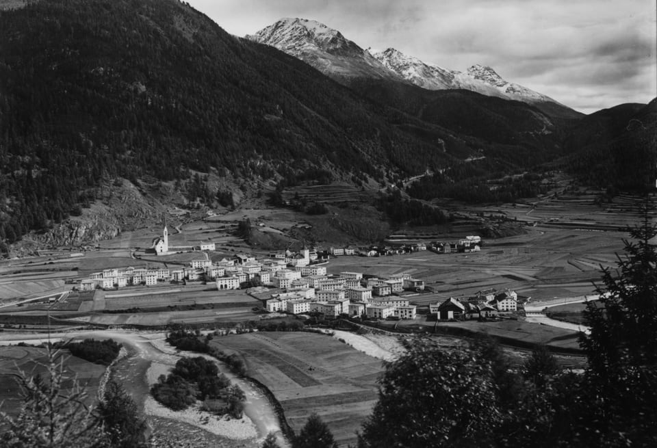 Zernez pacs onns suenter il fieu dal 1872