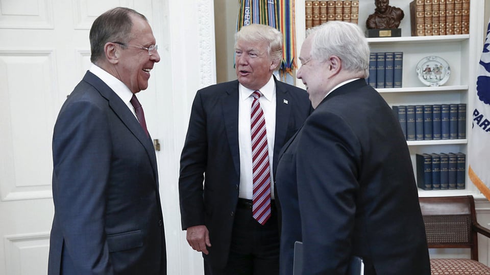 Sergej Lawrow, il minister da l'exteriur russ e Donald Trump.