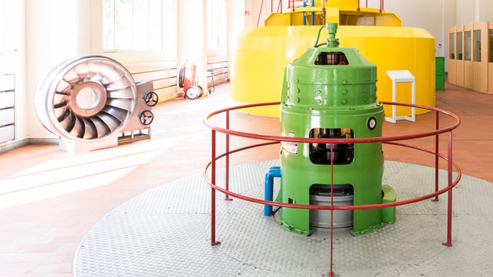 Ina turbina per far electricitad. 