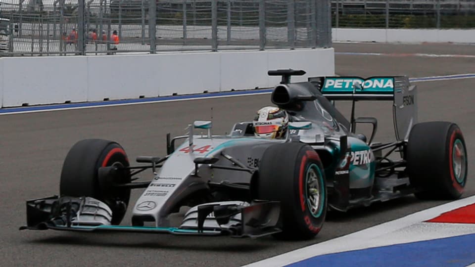 hamilton en ses vehichel