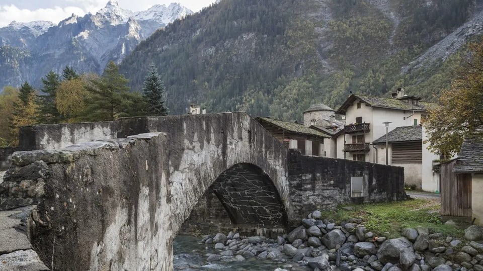 Der Fluss Maira im Bergell.