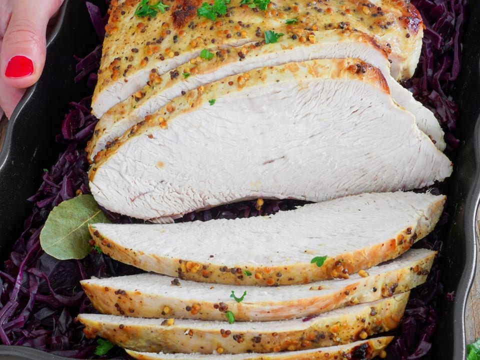 Brassà da galdin cun giabus cotschen Rezept für eine Weihnachtsmenu: Putenbraten mit Rotkohl