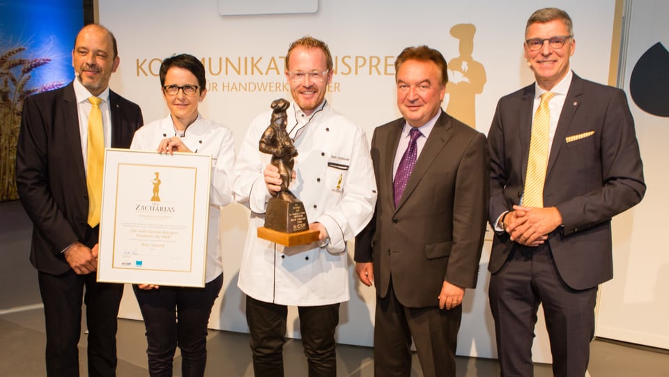 Reto Schmid ed Anna Curschellas (amez) cun Frank Breuer (sanester) Holger Knieling e Christian K. Filseth (dretg).