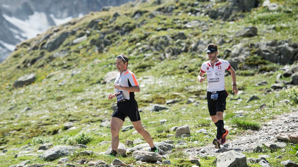 Curriders dal Swissalpine maraton. 