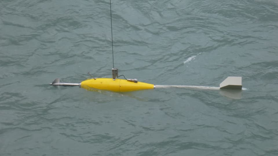 Il torpedo mellen, in instrument per mesirar la profunditad ed il current en differents lieus dal Rain.