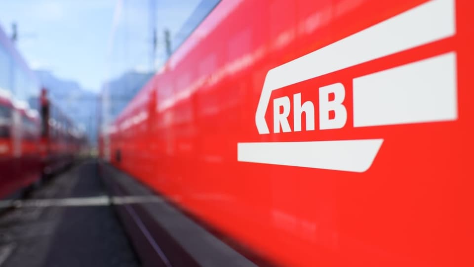 Foto d'in tren da la Viafier retica