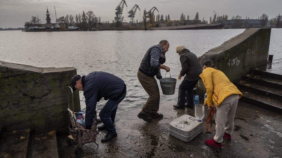 Menschen bei Dnipro