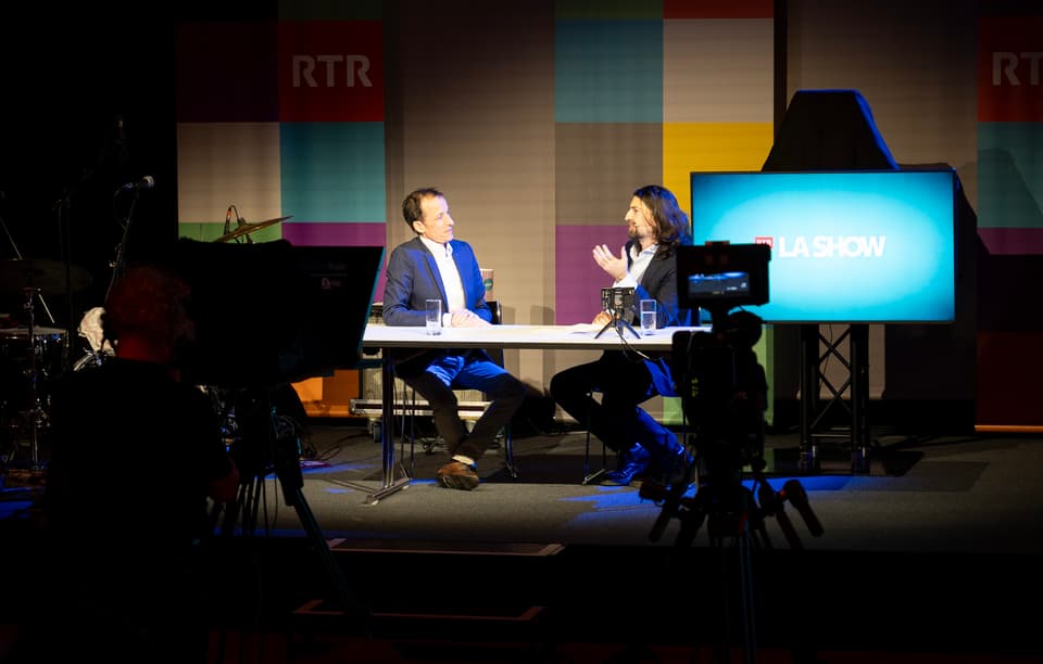 Michel Decurtins im Gespräch mit Andreas Gabriel der Lia Rumantscha.