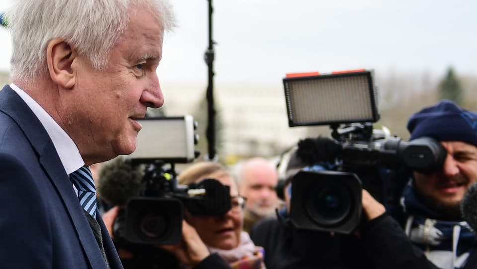 Seehofer tranter cameras.