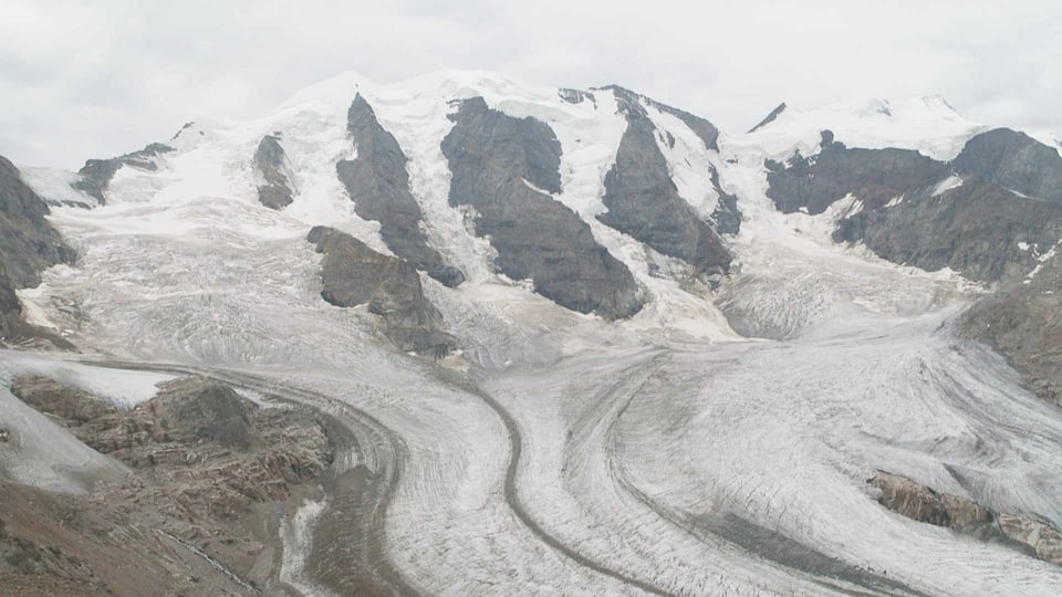 Aufräumaktion auf dem Persgletscher sammelt 250 Kilo Abfall