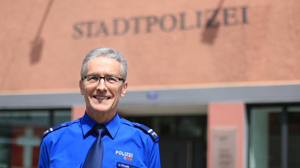 Ueli Caluori, il cumandant da la polizia da citad da Cuira