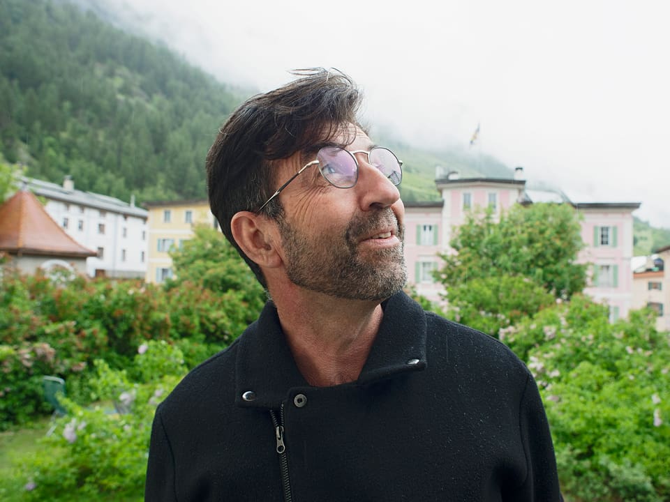 «Ils indigens? Quai è la glieud che tegna la dira qua. En quest senn sun er jau daventà in indigen.»