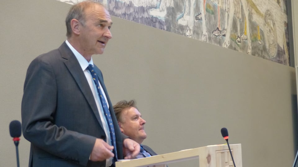 Il president dal Cussegl grond, Vitus Dermont, durant ses pled d'avertura en sala dal Cussegl grond