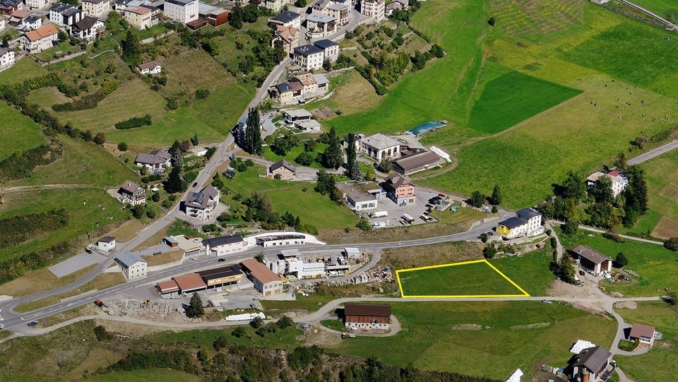 Purtret da Ramosch e la zona da bajegiar. 