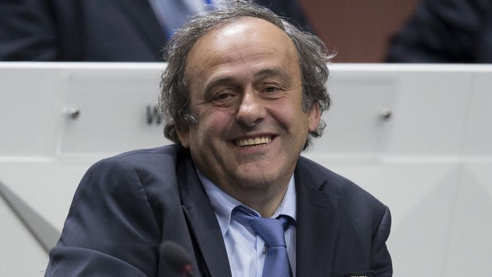 Michel Platini il schef da l'UEFA candidescha sco president da la FIFA.