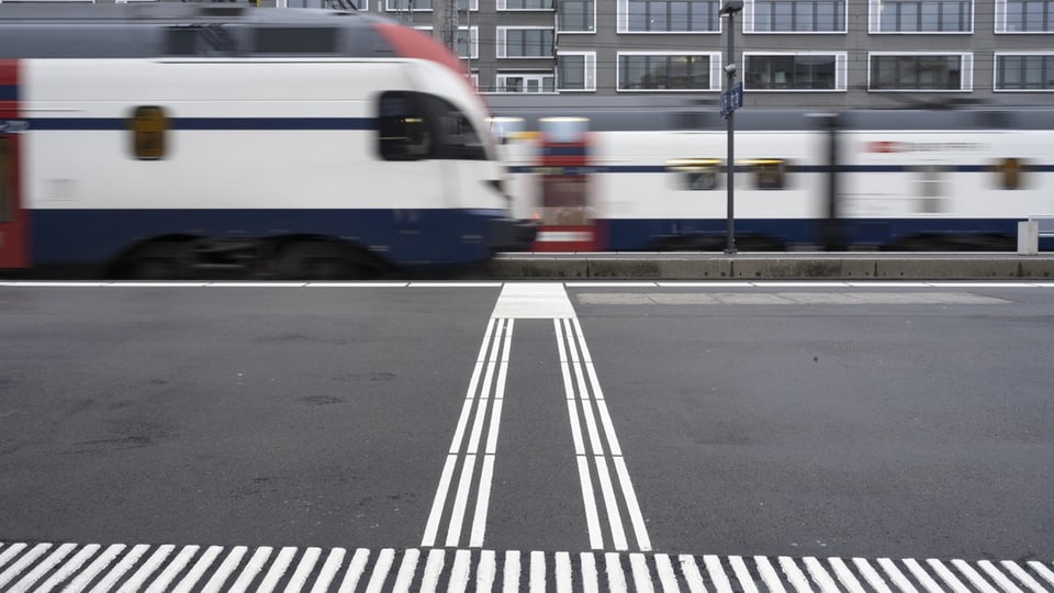 Bodenleitsystem am Bahnhof