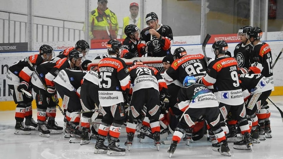 Ils giugaders da l'EHC Cuira.