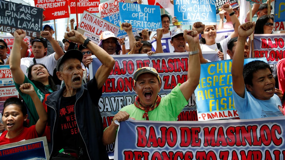 Demonstrants.