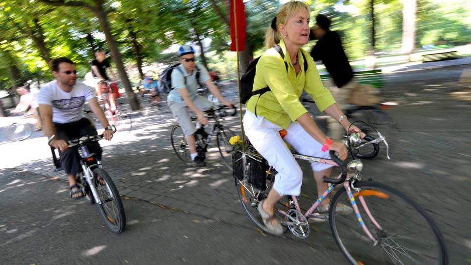 Velocipedists.