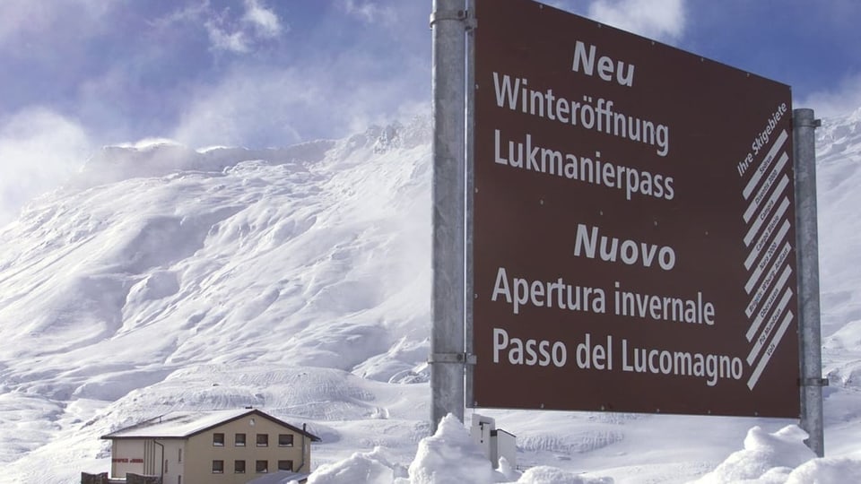 Ina tabla durant l'onn 2000 renviescha sin l'avertura dal Lucmagn durant l'enviern.