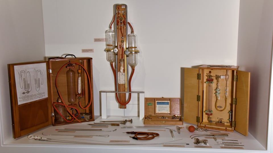 Instruments per il tractament da la malsogna da tuberculosa.