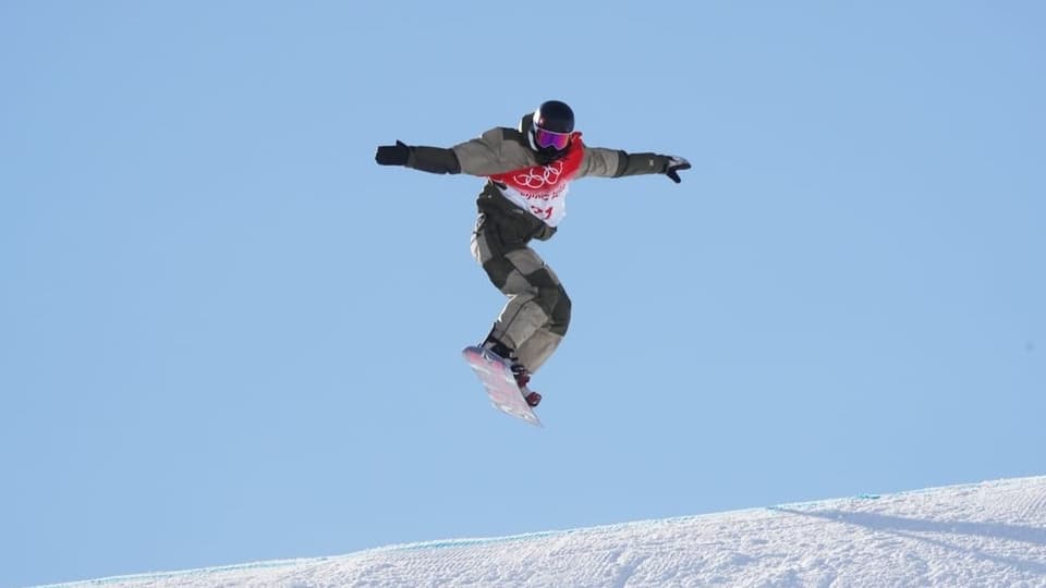 Bianca Gisler a la qualificaziun da snowboard slopestyle