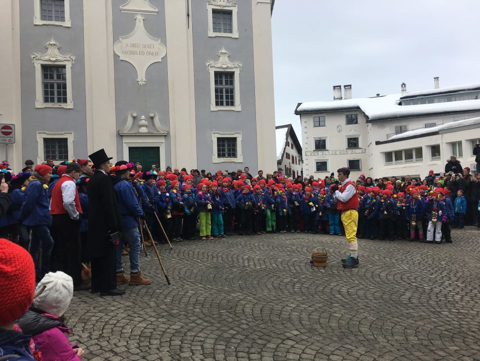 Impressiuns dal Chalandamarz a Samedan.